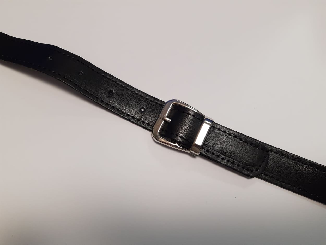 Ucho crossbody s karabinami 25mm černé 