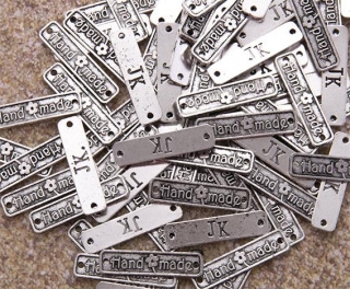 Hand Made 25x6mm stříbrná